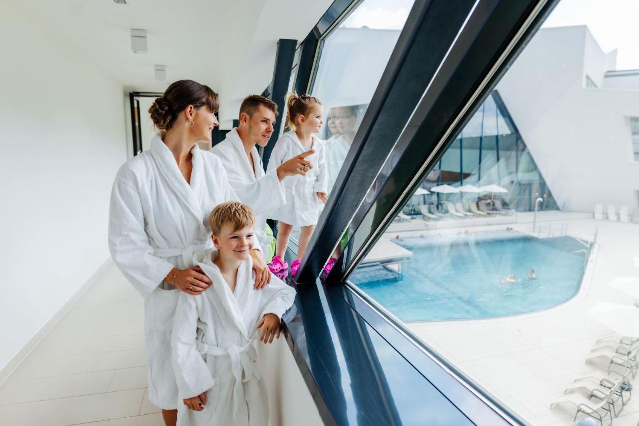 Thermenhotel Karawankenhof Филах Екстериор снимка
