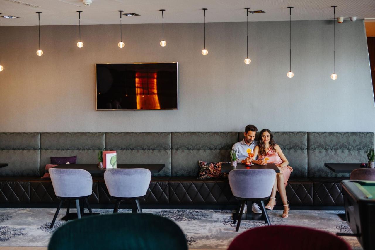 Thermenhotel Karawankenhof Филах Екстериор снимка