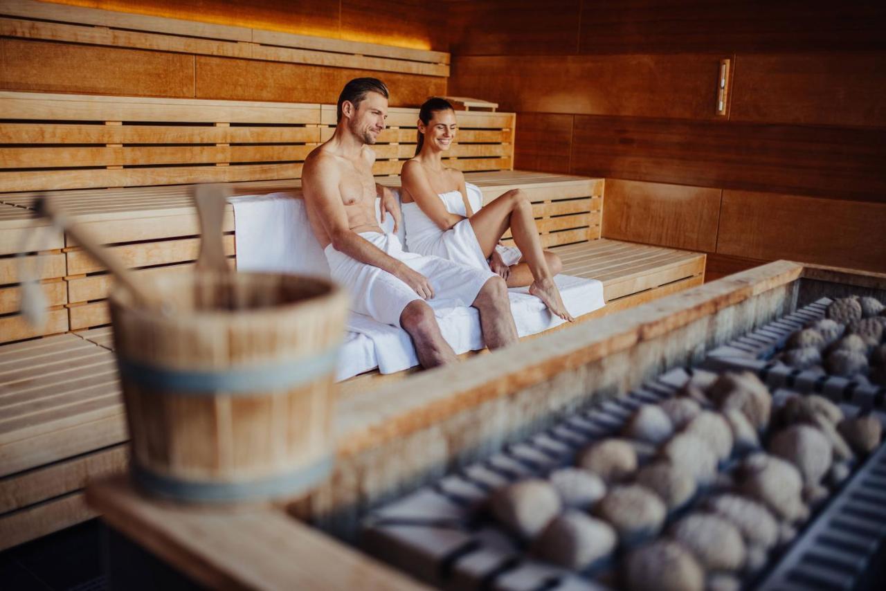 Thermenhotel Karawankenhof Филах Екстериор снимка
