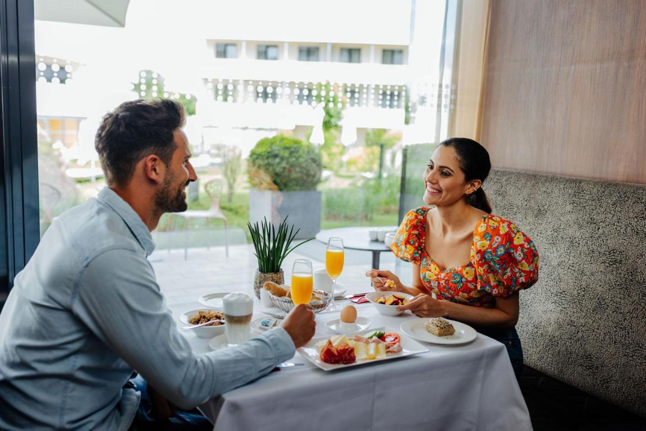 Thermenhotel Karawankenhof Филах Екстериор снимка
