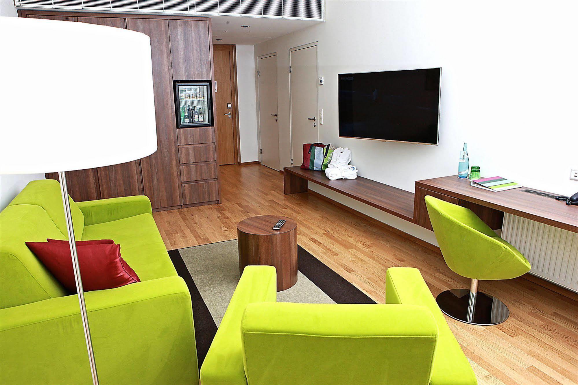 Thermenhotel Karawankenhof Филах Екстериор снимка